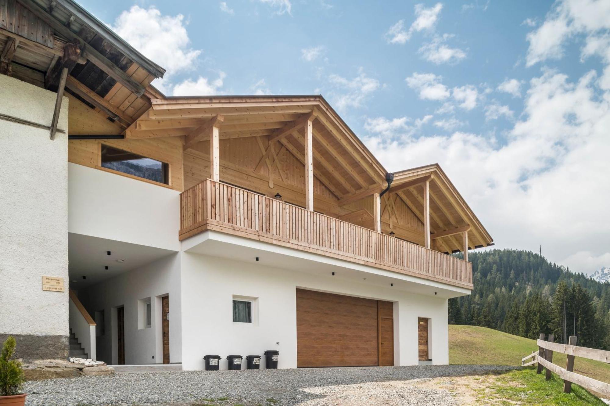 Blosegghof Bergchalets Waldblick Racines Ngoại thất bức ảnh