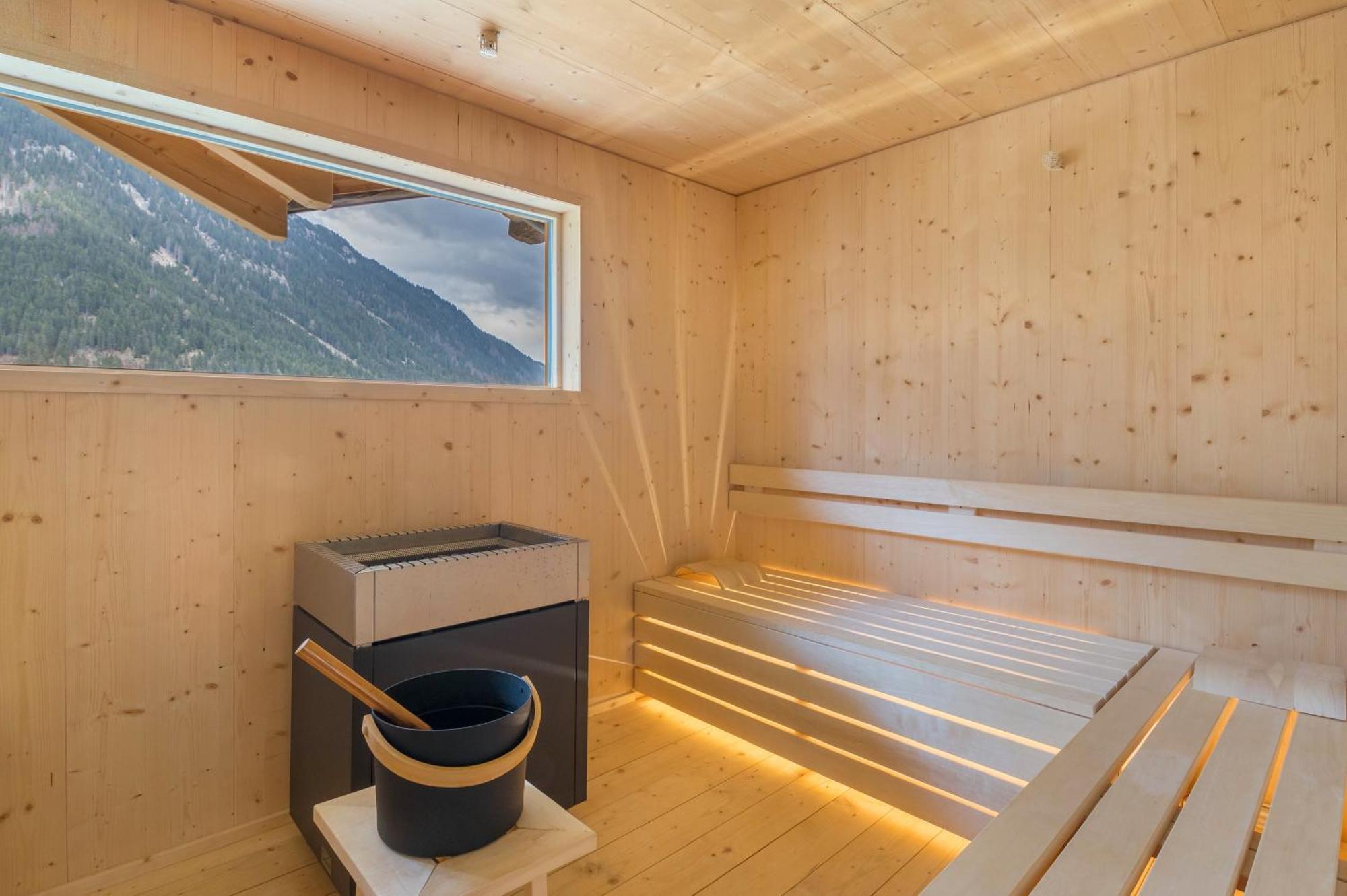Blosegghof Bergchalets Waldblick Racines Ngoại thất bức ảnh