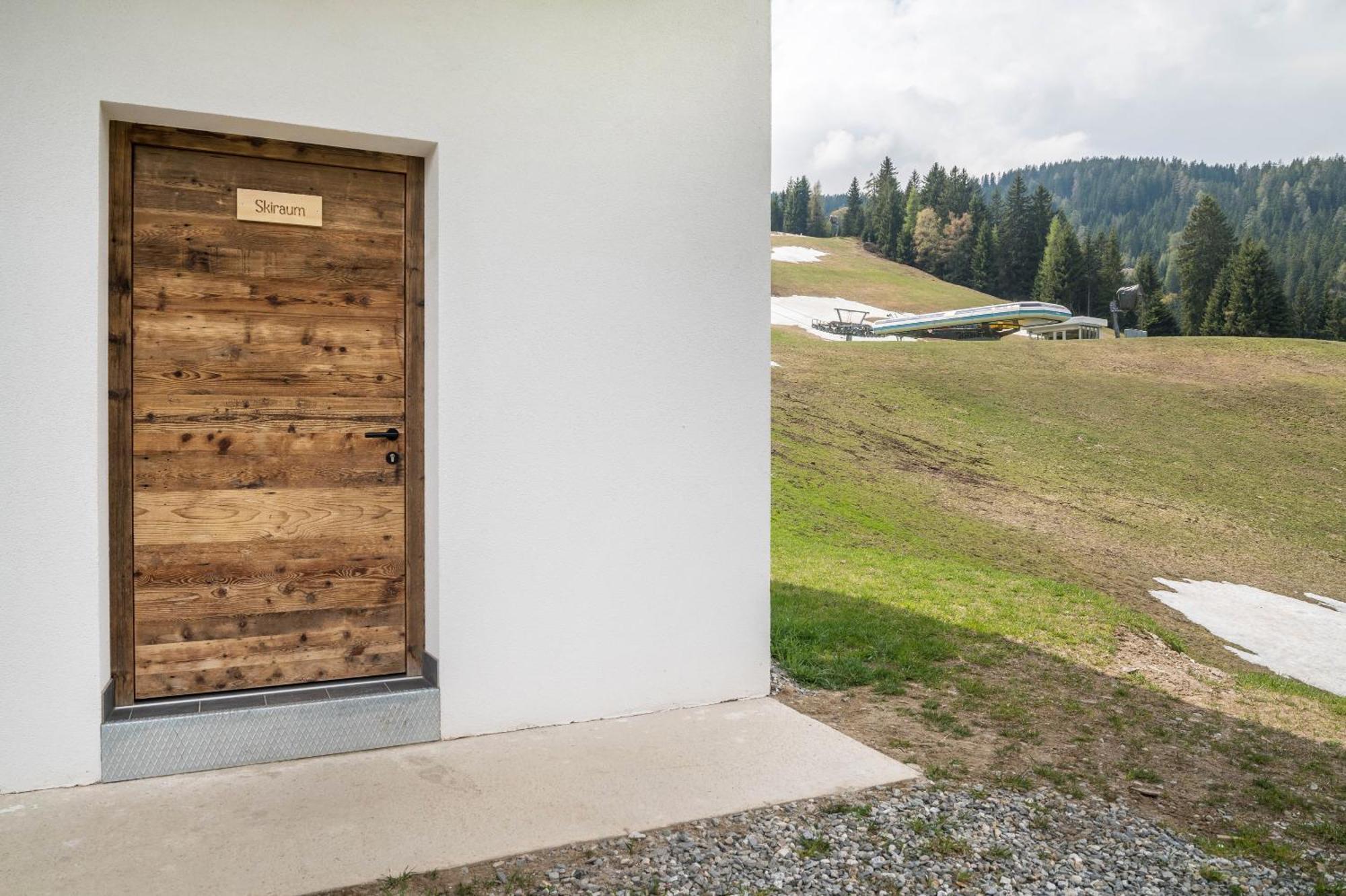 Blosegghof Bergchalets Waldblick Racines Ngoại thất bức ảnh